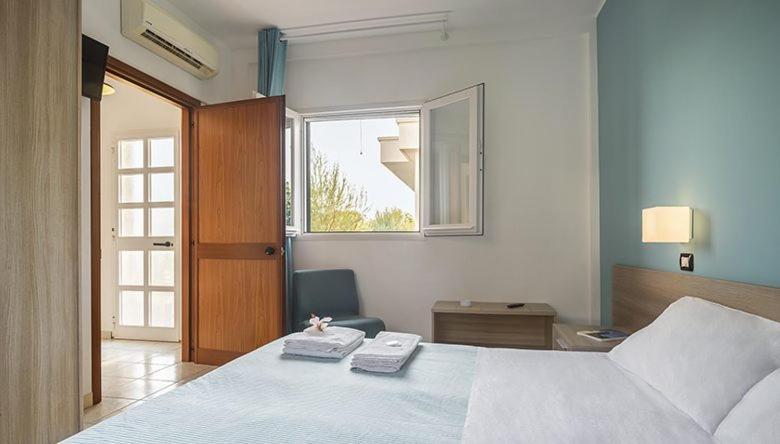 Dei Bizantini & Villaggio Campo Dei Messapi Hotel 3*