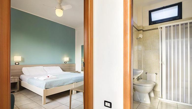 Hotel Dei Bizantini & Villaggio Campo Dei Messapi