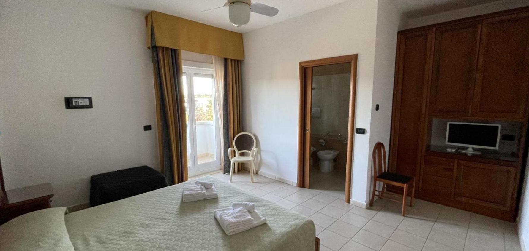 Hotel Dei Bizantini & Villaggio Campo Dei Messapi