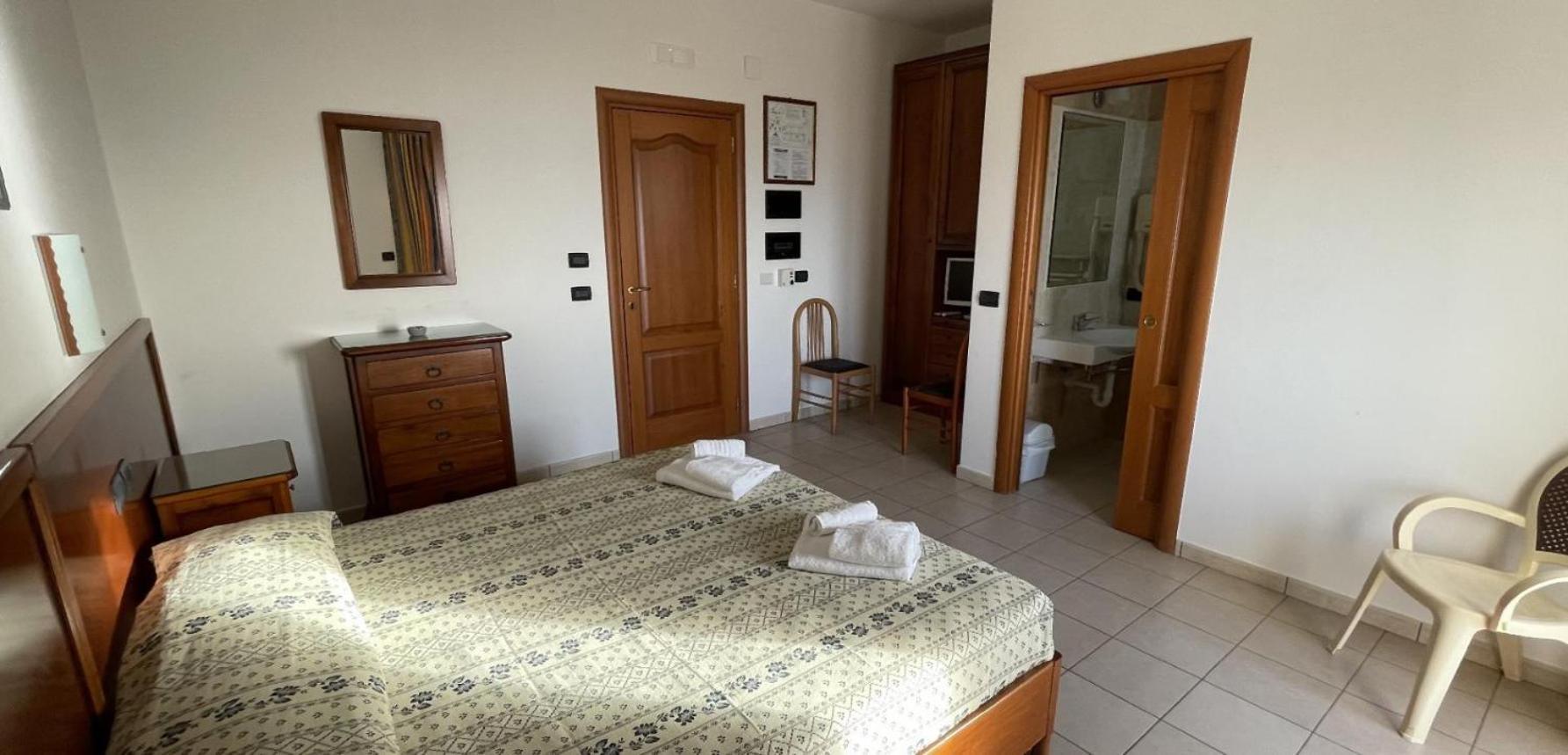 Dei Bizantini & Villaggio Campo Dei Messapi 3*